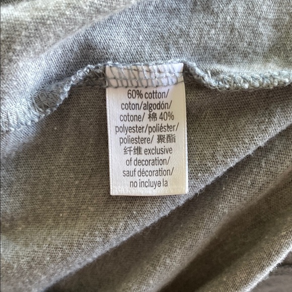 Victoria's Secret Heather Gray Love Script Pajama Top - Picture 9 of 10